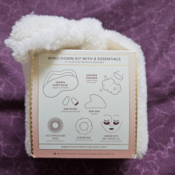 Wind Down Kit with 8 Essentials - Picture 3 of 4